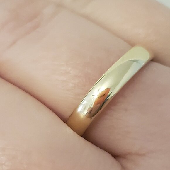 14k Gold Band - Picture 5 of 7